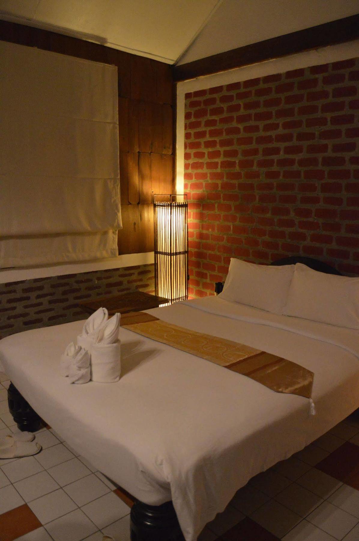 Baan Thai Homestay By Bgb Villas Kata Beach  Eksteriør billede