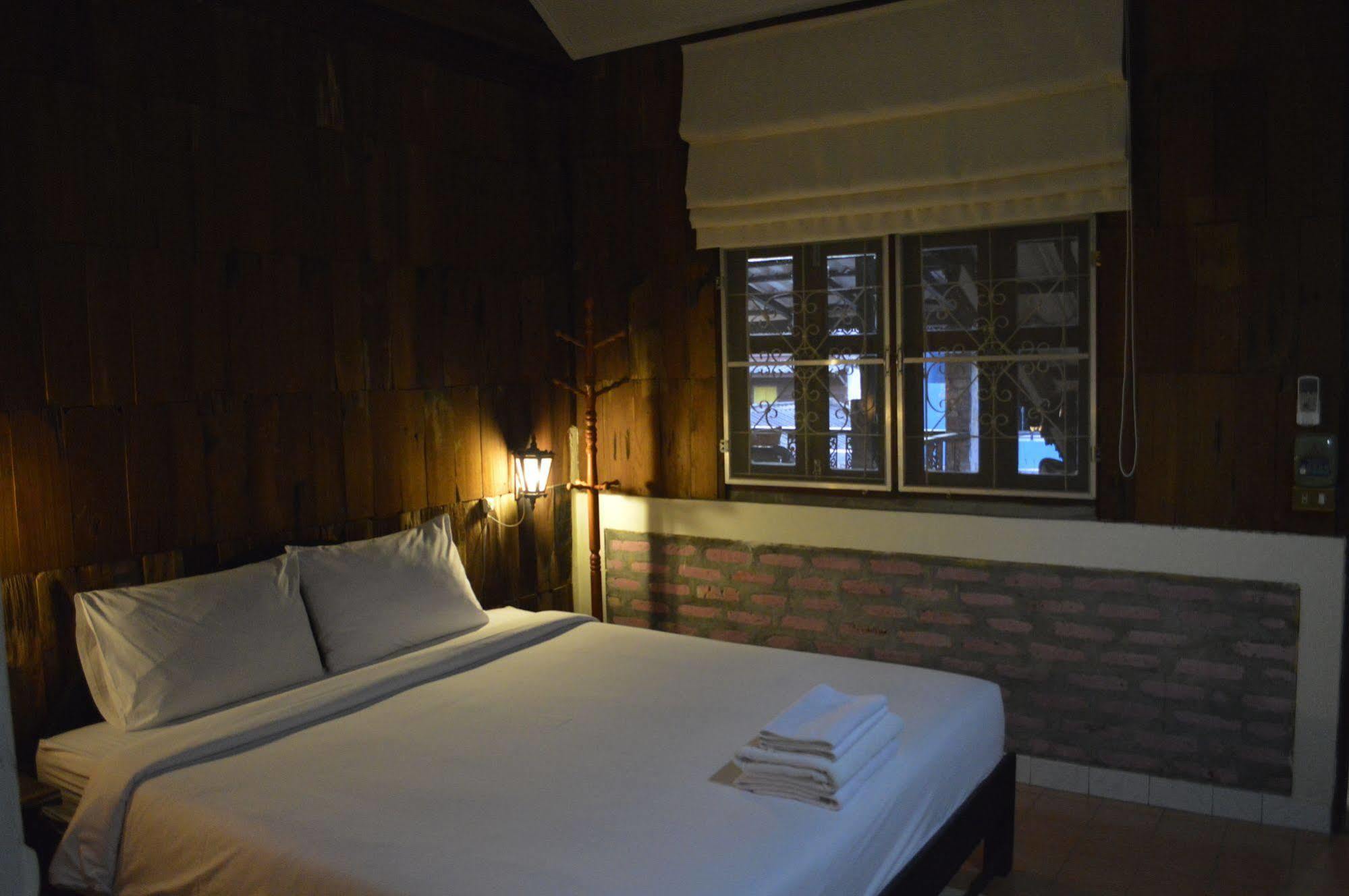 Baan Thai Homestay By Bgb Villas Kata Beach  Eksteriør billede